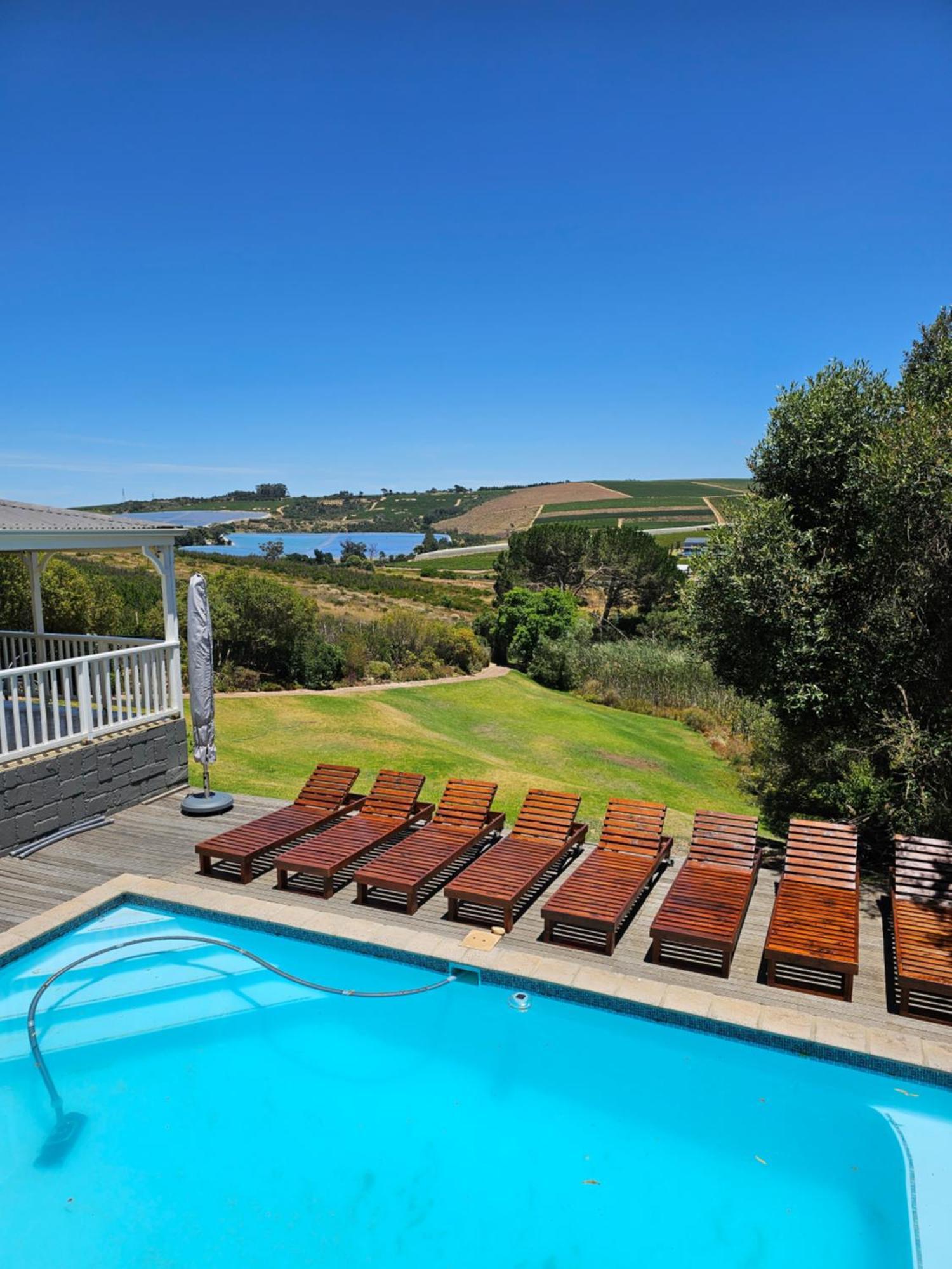 Die Heerenhuys Guest Suites Stellenbosch Bagian luar foto