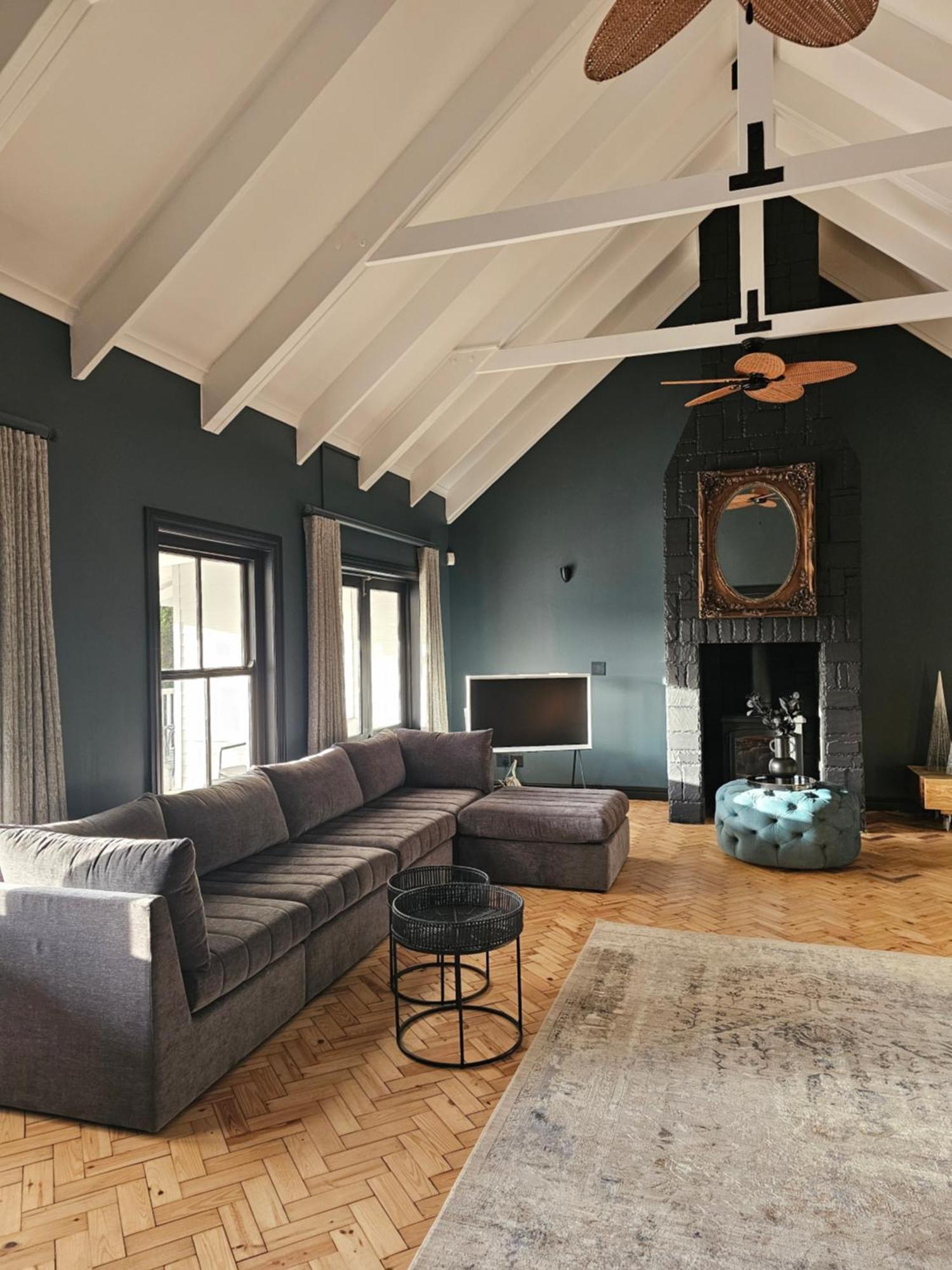 Die Heerenhuys Guest Suites Stellenbosch Bagian luar foto