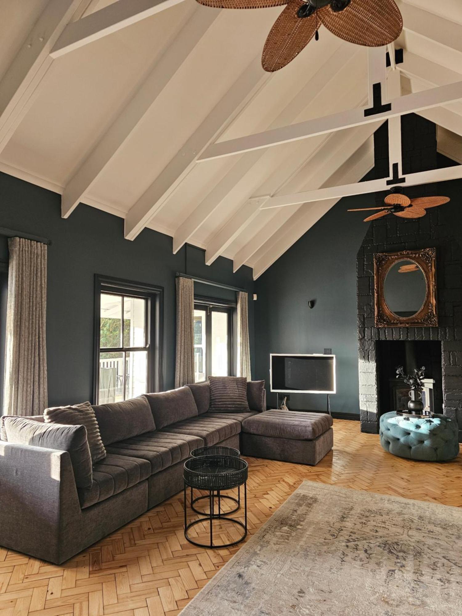 Die Heerenhuys Guest Suites Stellenbosch Bagian luar foto