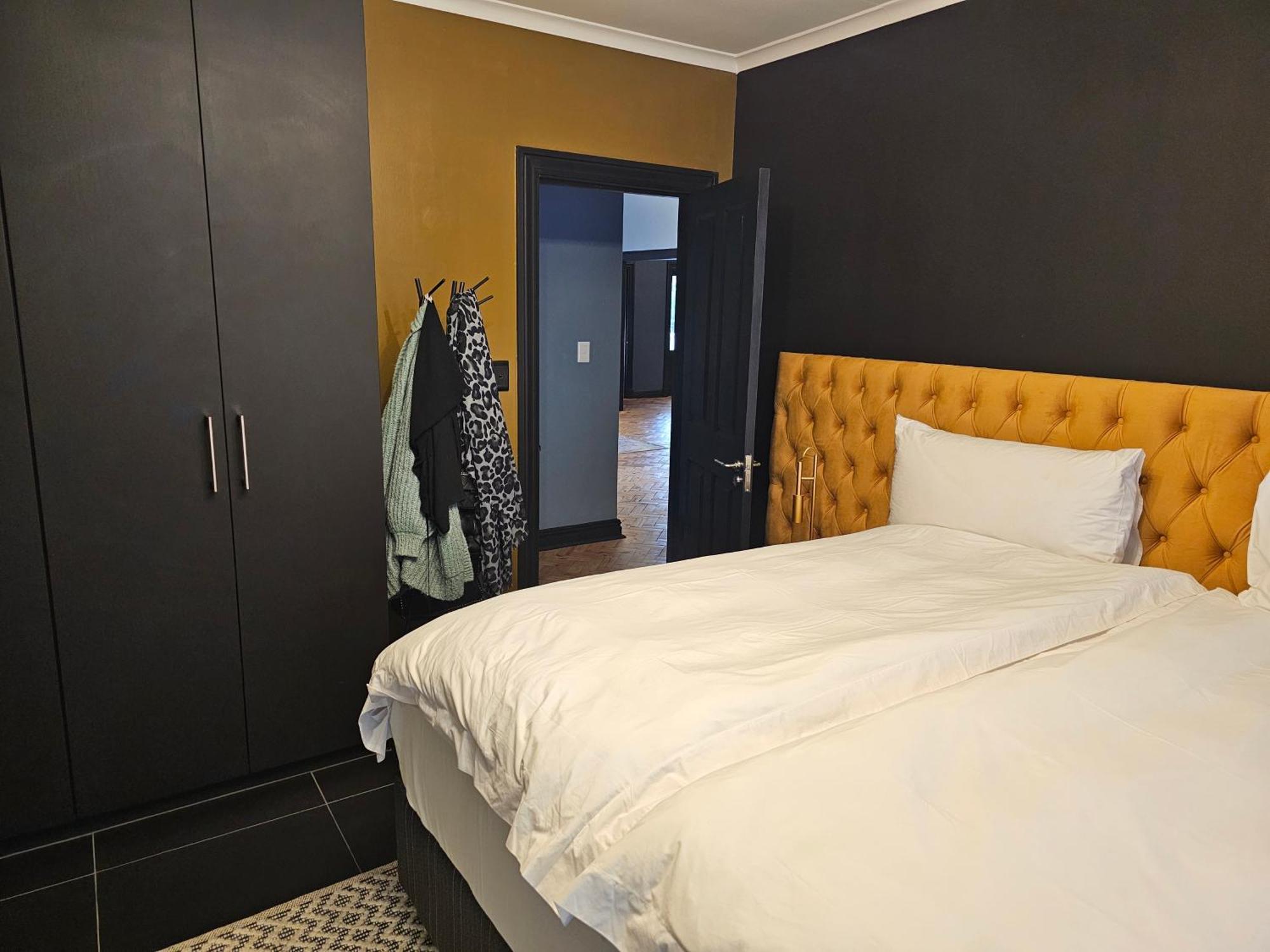 Die Heerenhuys Guest Suites Stellenbosch Bagian luar foto