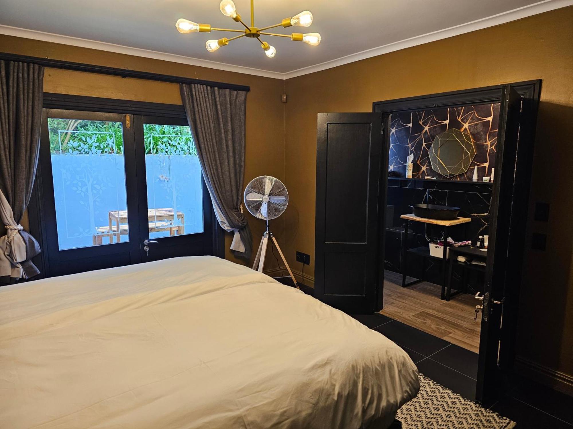Die Heerenhuys Guest Suites Stellenbosch Bagian luar foto