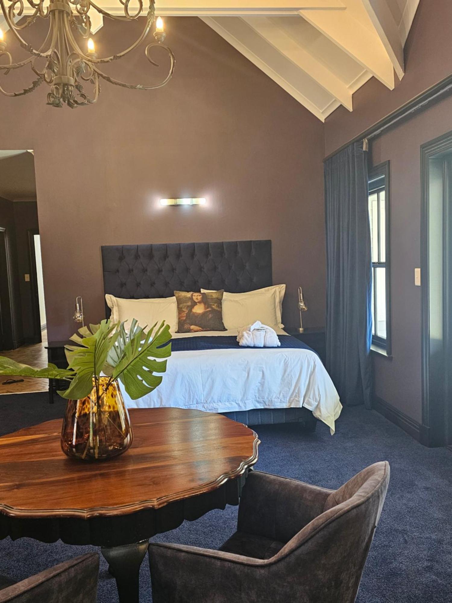 Die Heerenhuys Guest Suites Stellenbosch Bagian luar foto